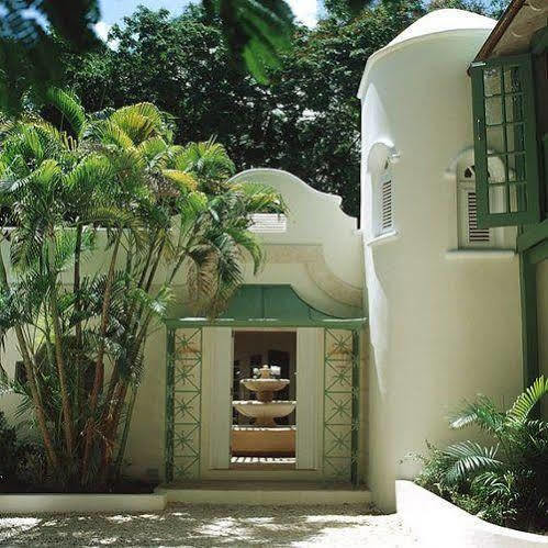 Monkey Villa