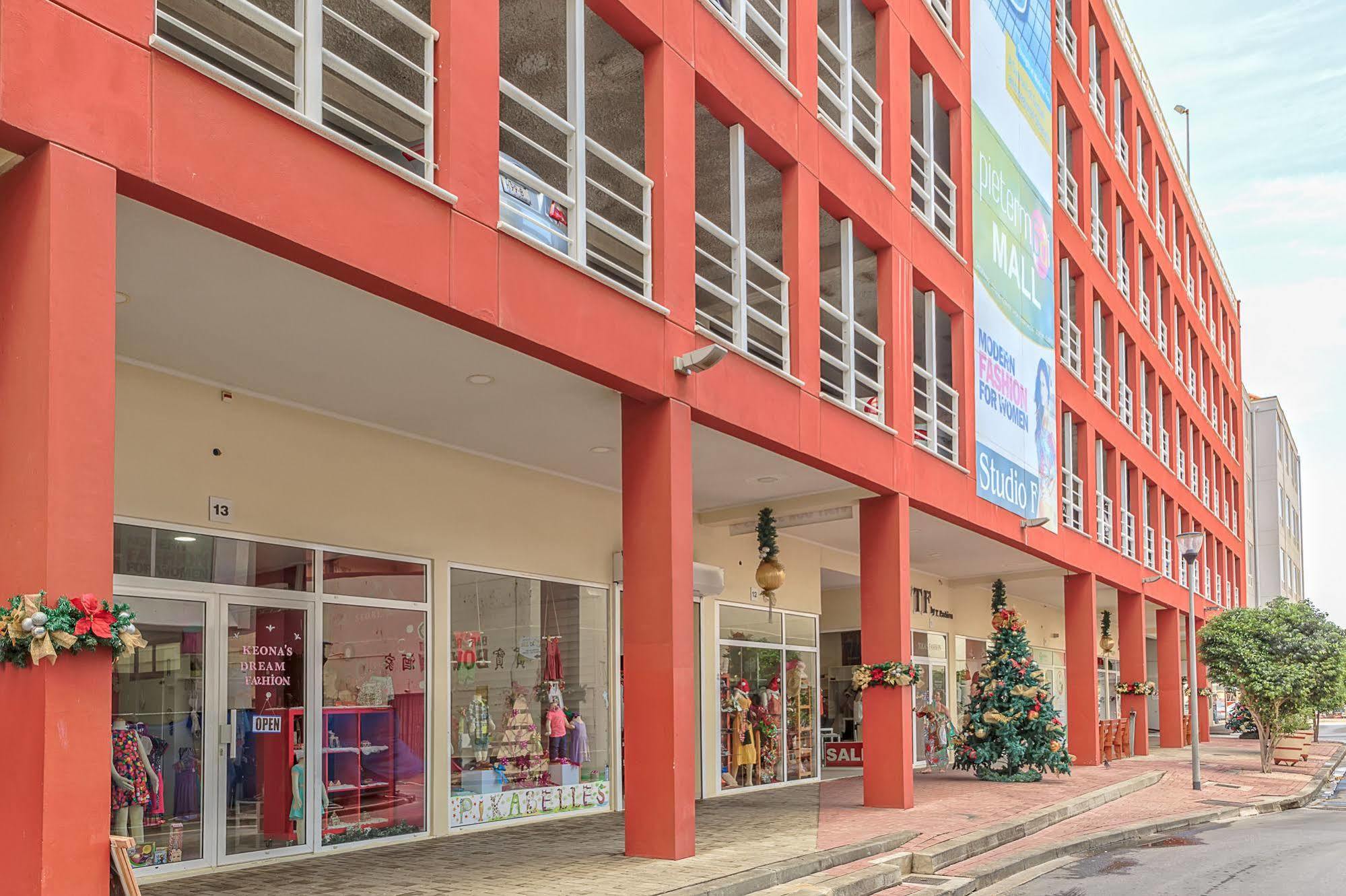 Hotel City Suites & Beach Hotel Willemstad