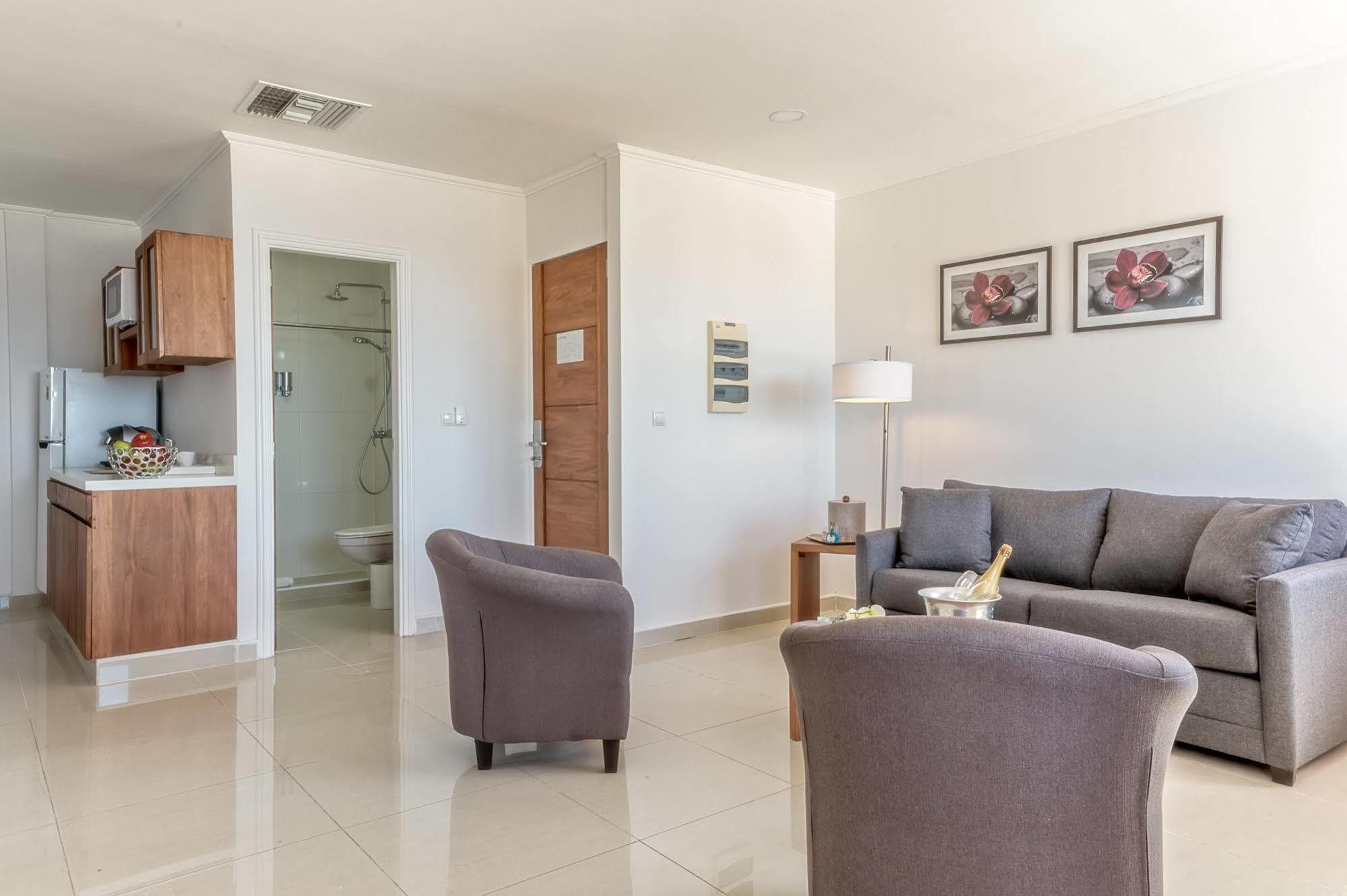 City Suites & Beach Hotel Willemstad