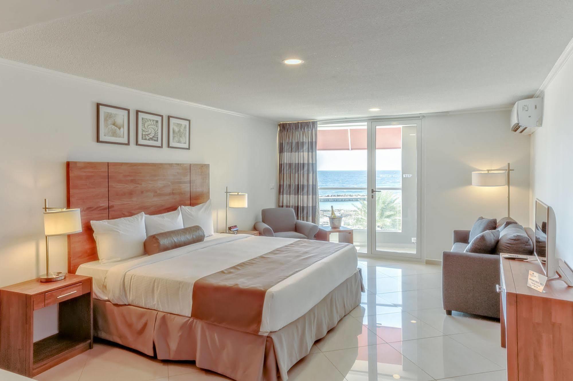 Hotel City Suites & Beach Hotel