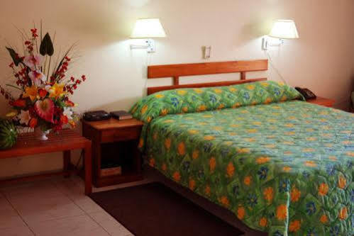 Rovanel's And Conference Centre 3*