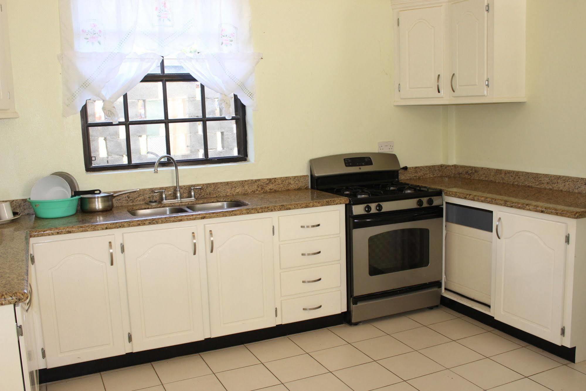 Fortville Guest house