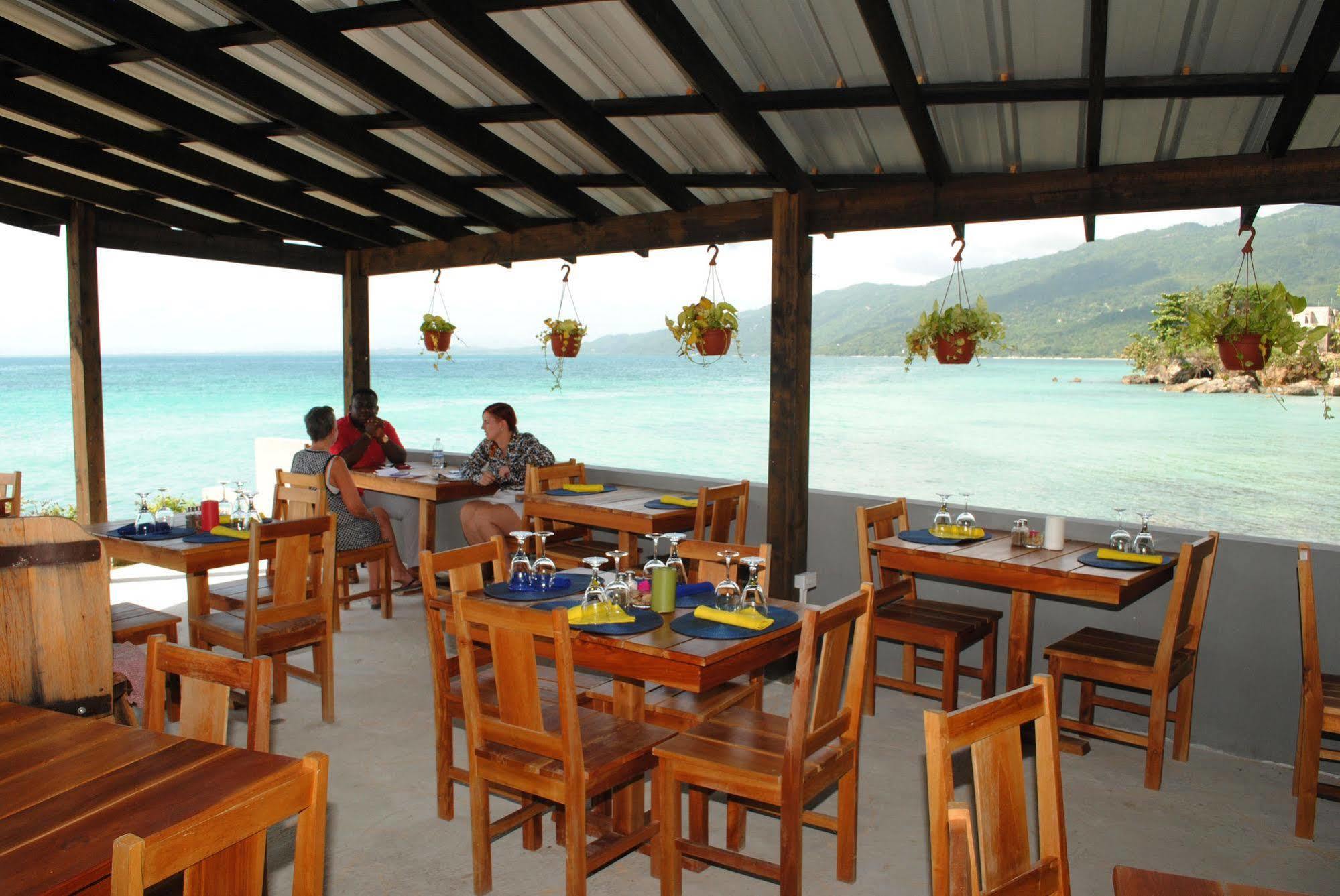 Resort Luna Sea Bluefields