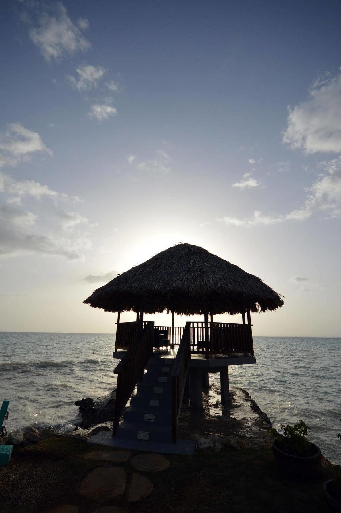Luna Sea Resort 3*