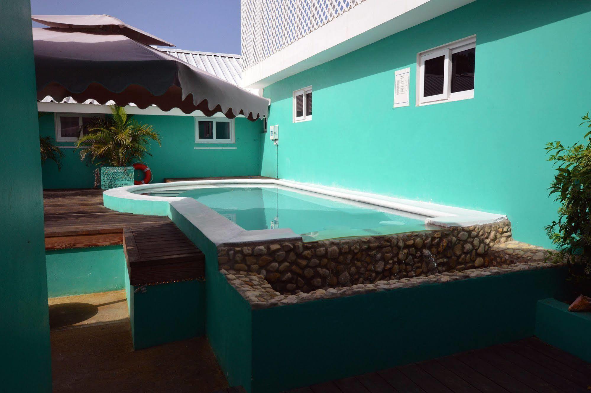 Luna Sea Resort Bluefields