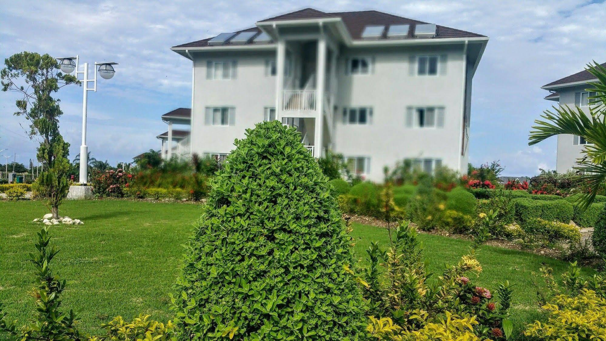 Oceanic View At Fern Court *
