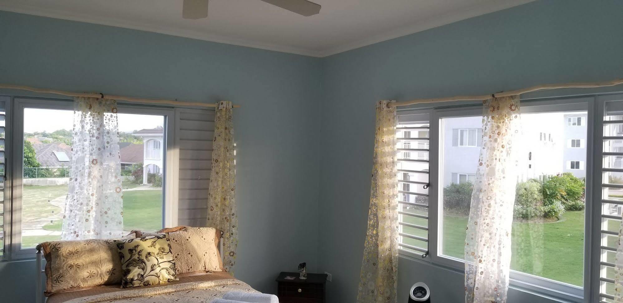 Oceanic View At Fern Court Apartamento