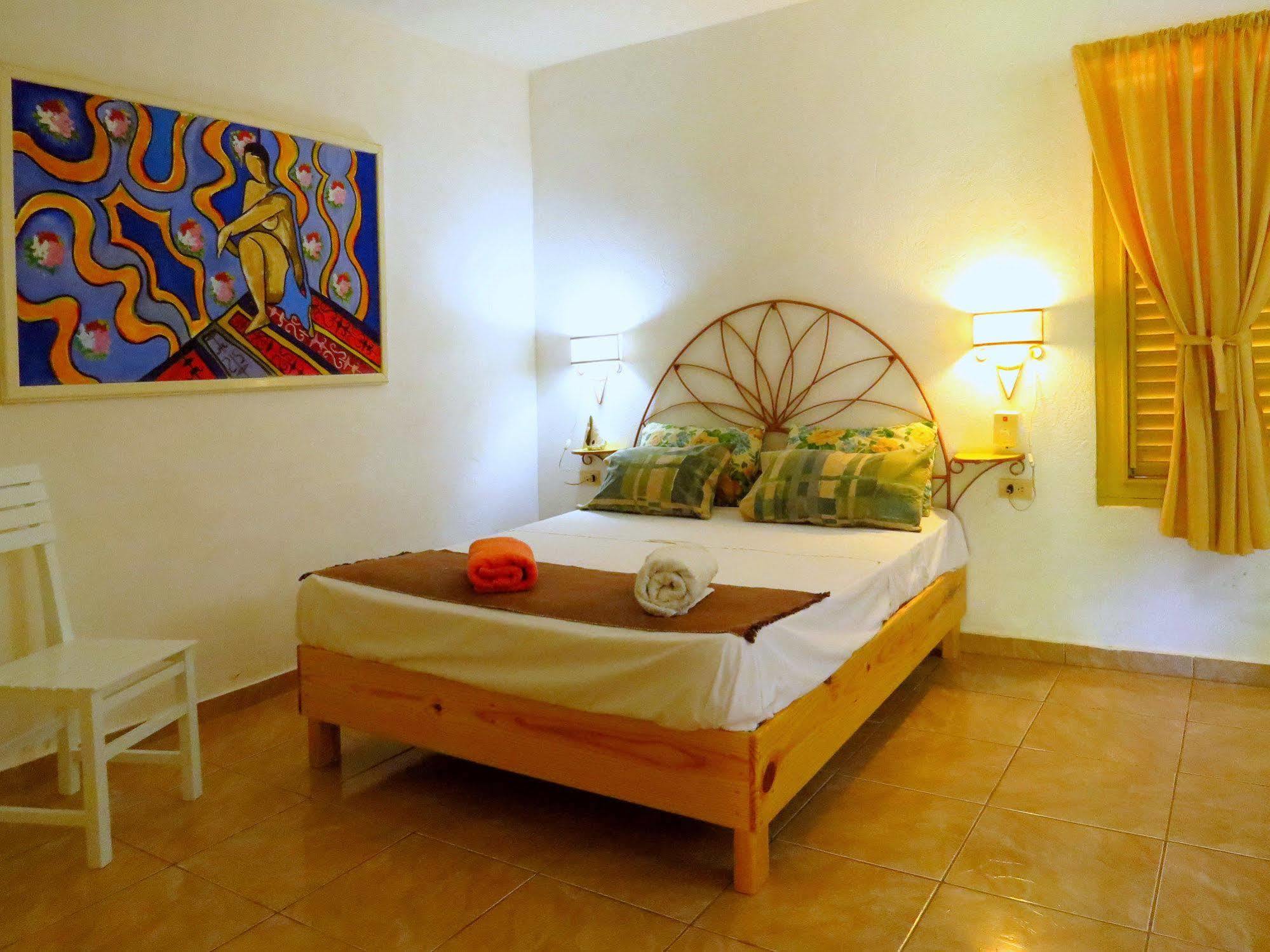Playita Hotel 2*