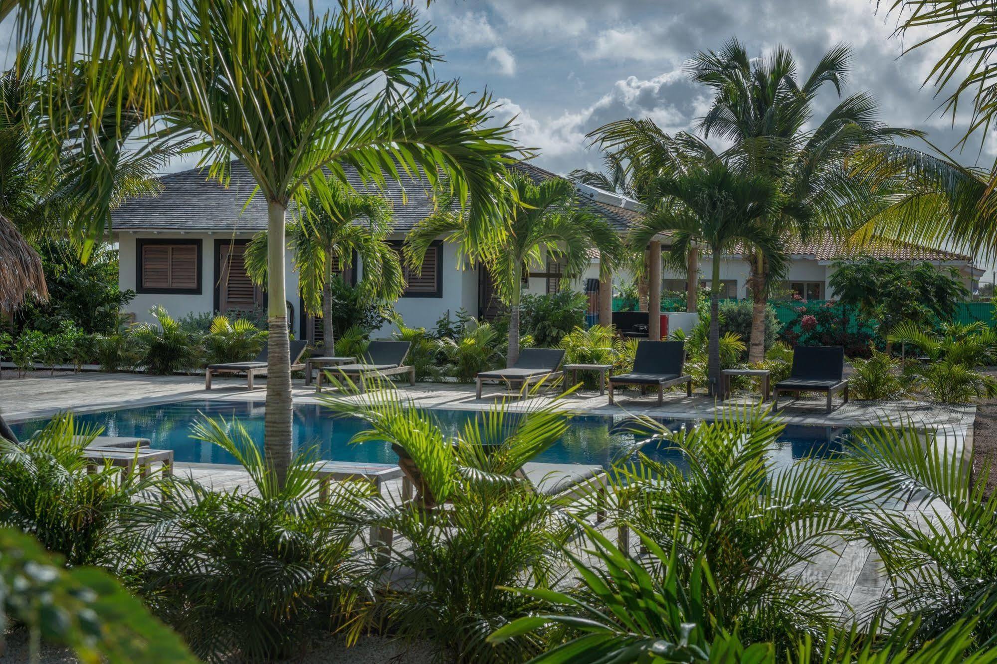 Windhoek Bonaire Resort