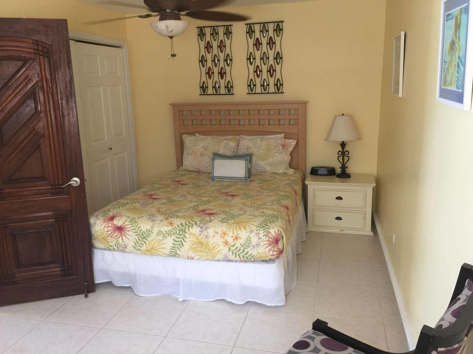 Breezy Palms Hotel 4*