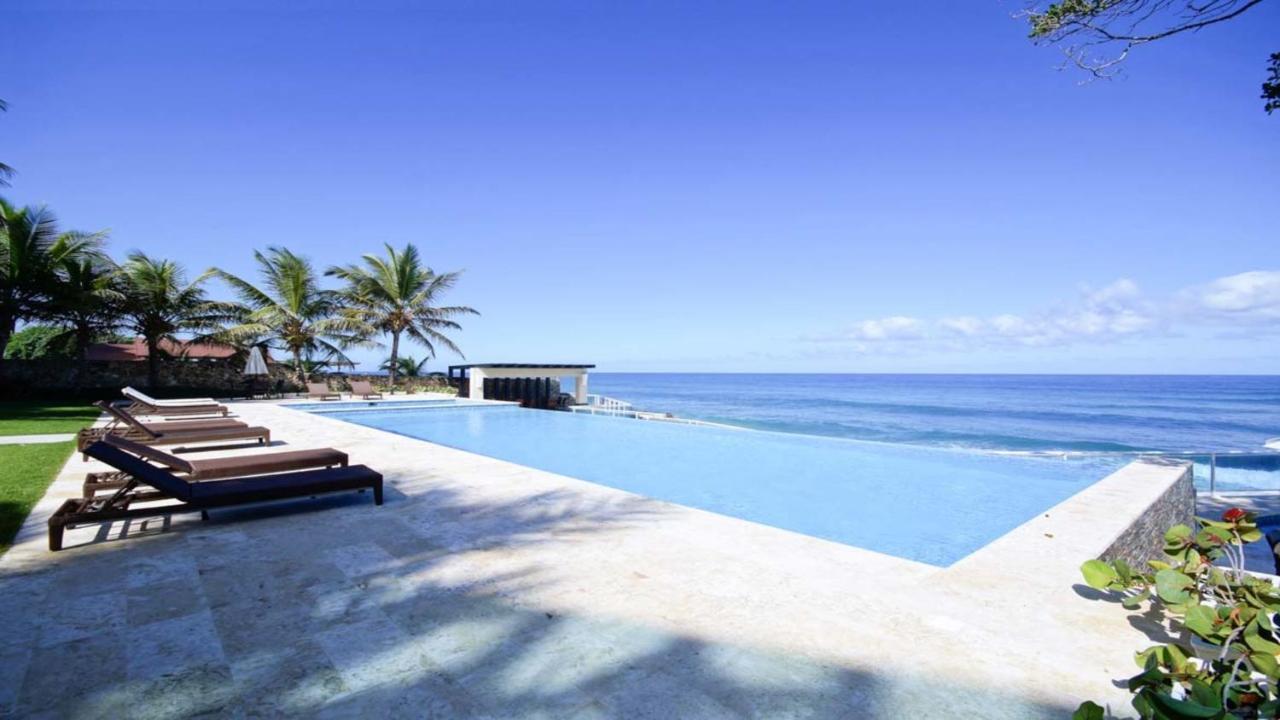 Arenas Villa *