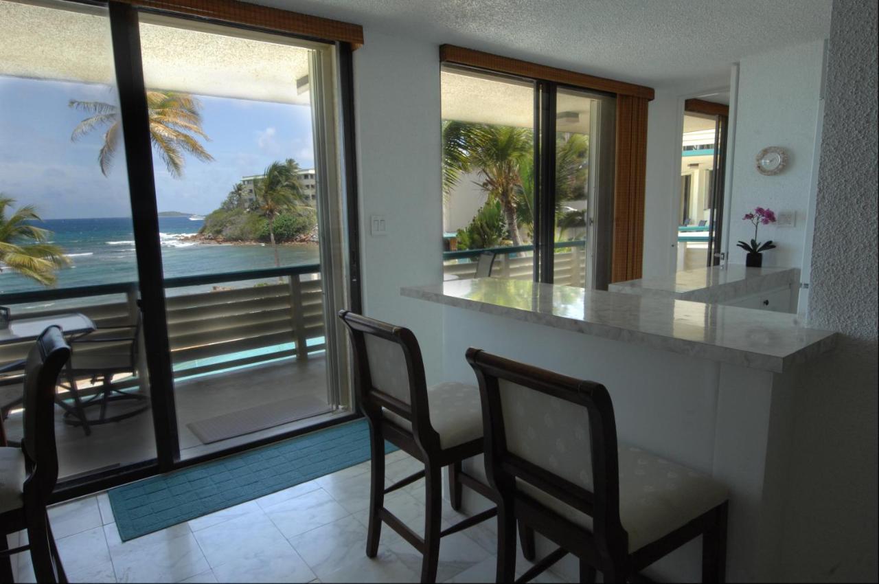 Oceanfront Watergate Villas &