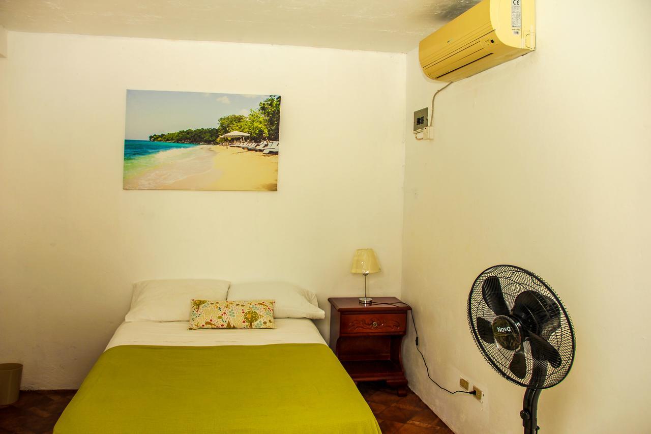 Sunshine Lodge: Your Away From * Montego Bay