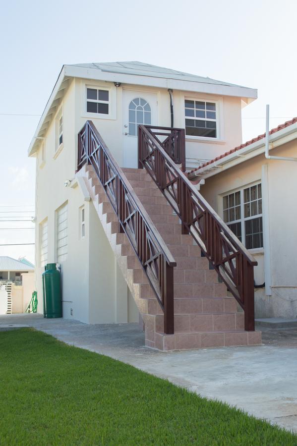 Apartment Plover Court