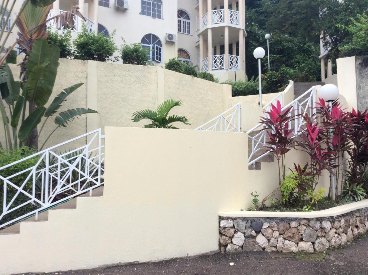 Apartment “the View”@sky Castles, Columbus Heights, Ocho Rios