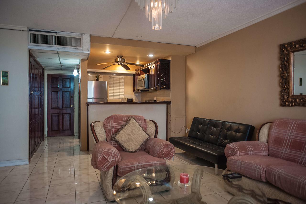 Club Hotel 3*