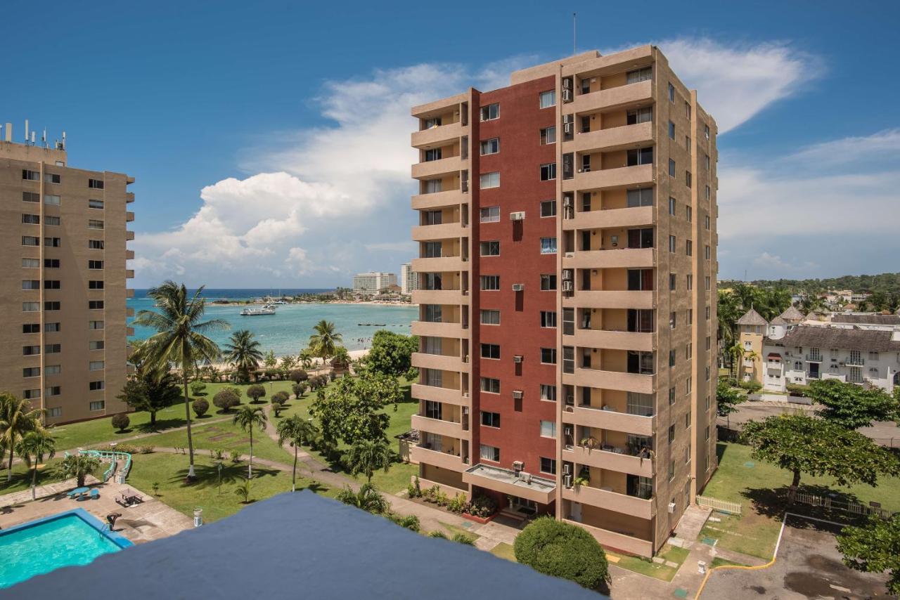 Turtle Towers Ocho Rios