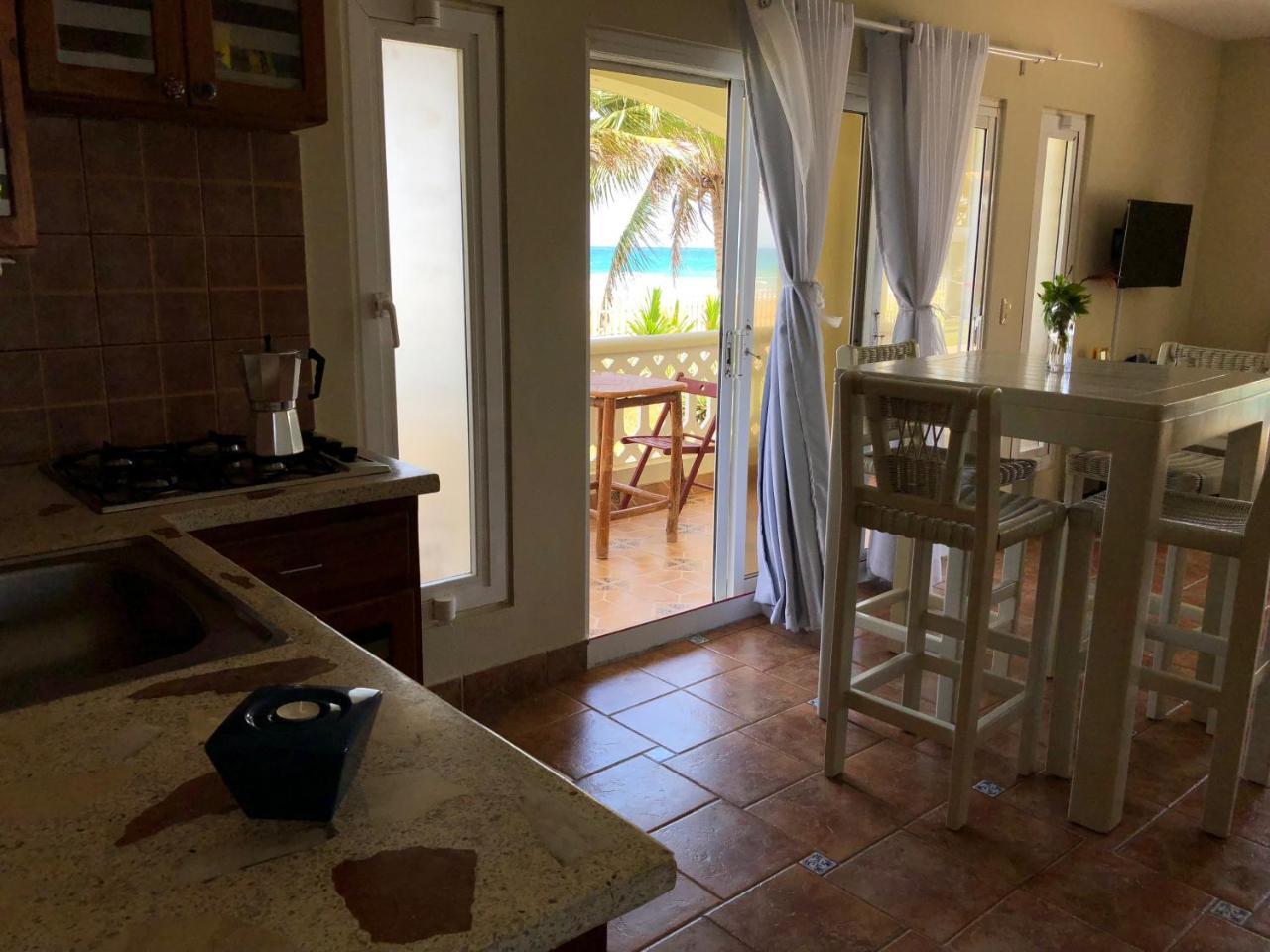 Barefoot Beach Pad Aparthotel Cabarete