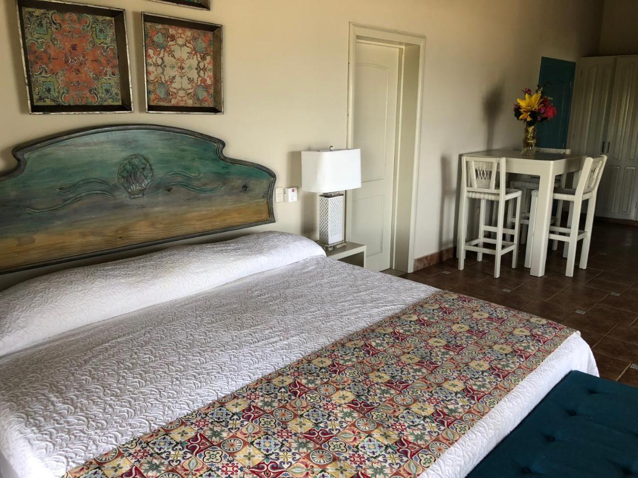 Aparthotel Barefoot Beach Pad 3*