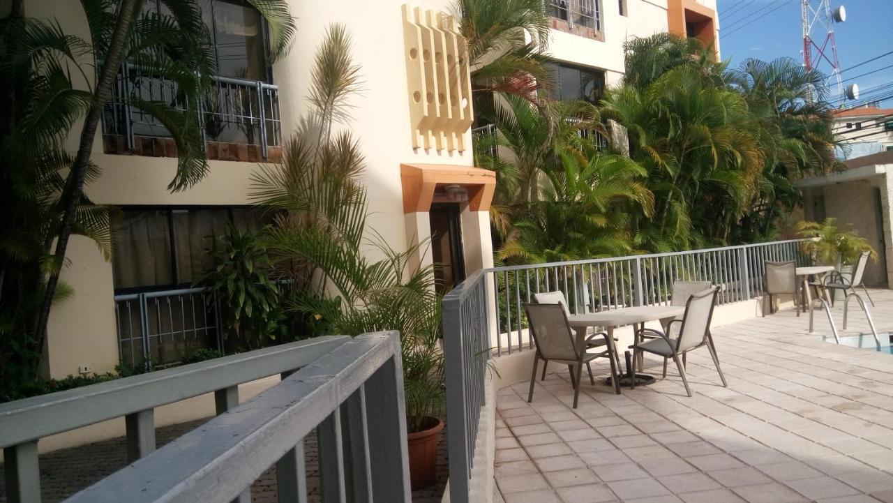 Plaza Colonial Aparthotel 3*