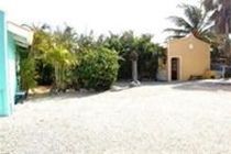 Tropicana Apartment *