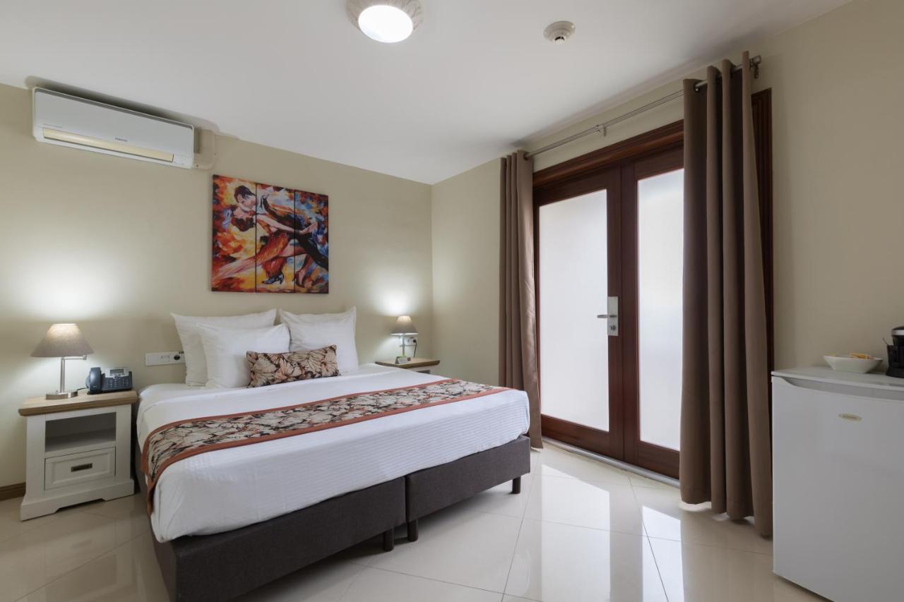 Acoya Curacao Resort, & 4* Willemstad