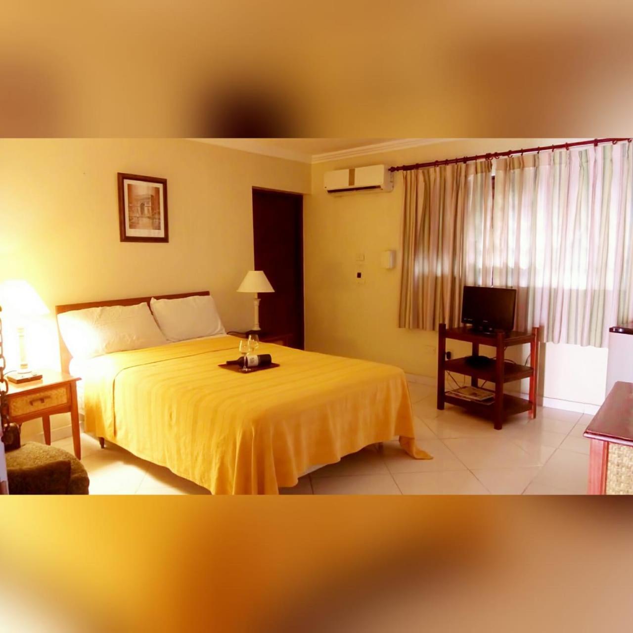 Plaza Colonial 3* Playa Dorada
