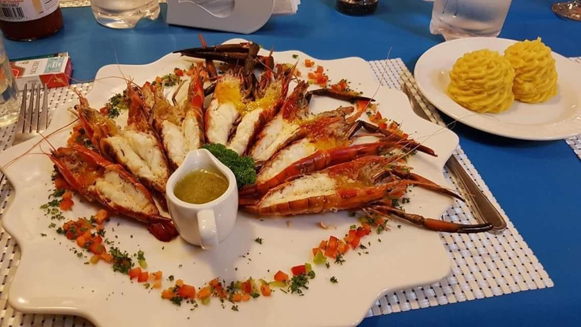 Puertas Del Paraiso Rio San Juan