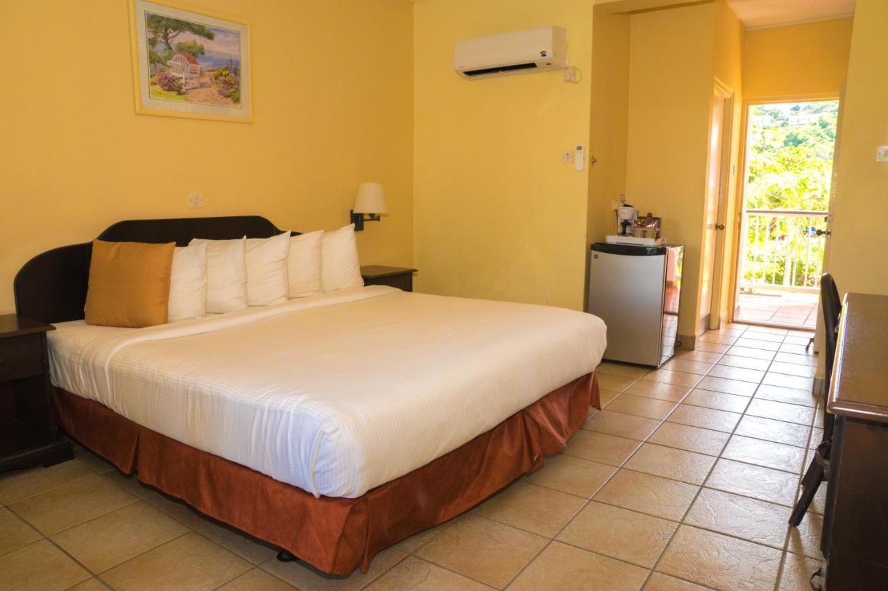 Allamanda Hotel 3*