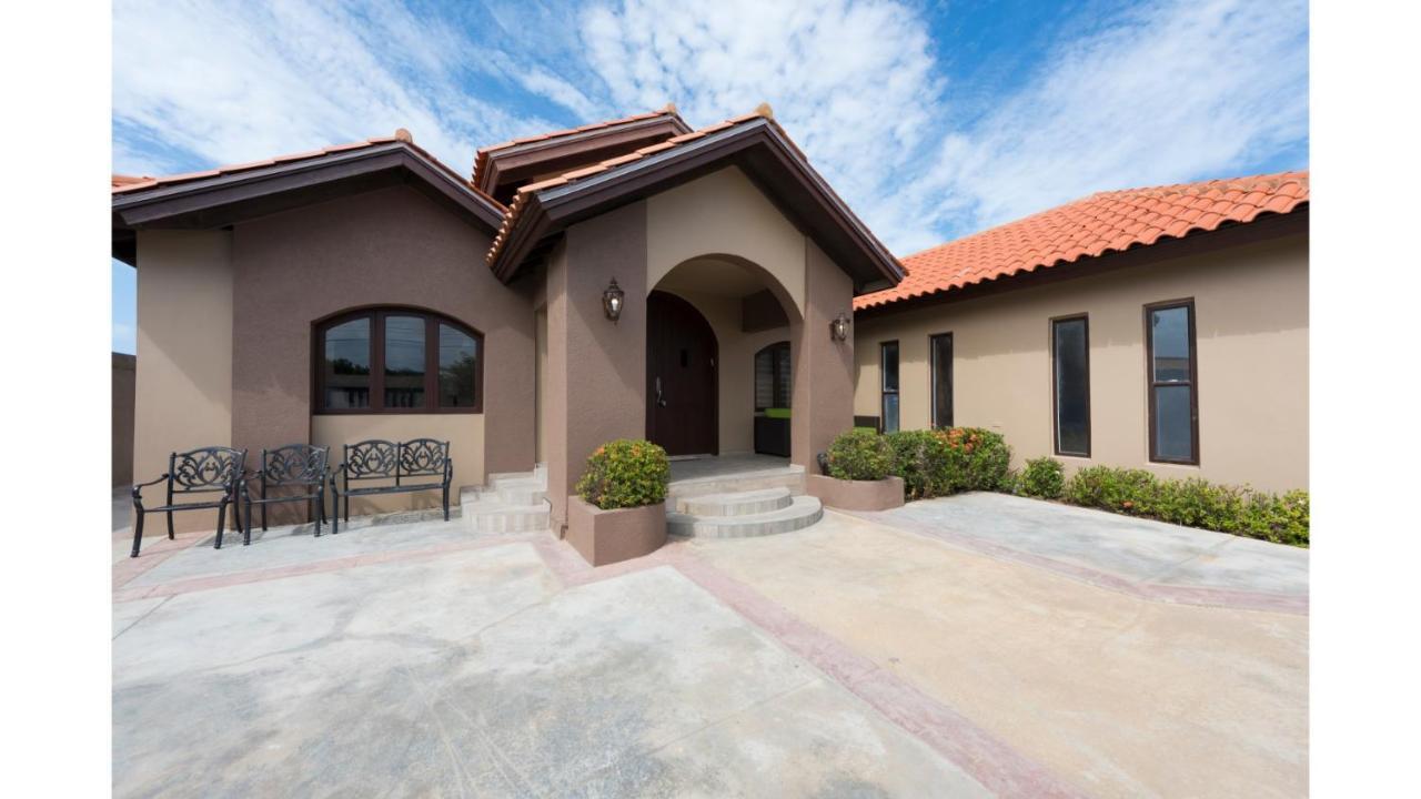Aruba Palm Beach House