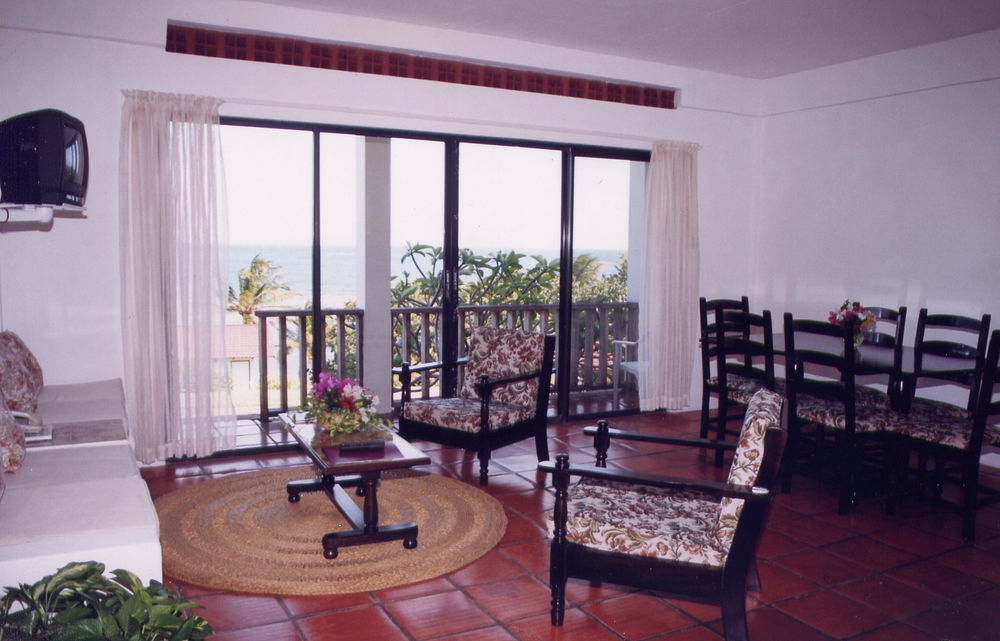 Hotel Coral Cove Cottages And