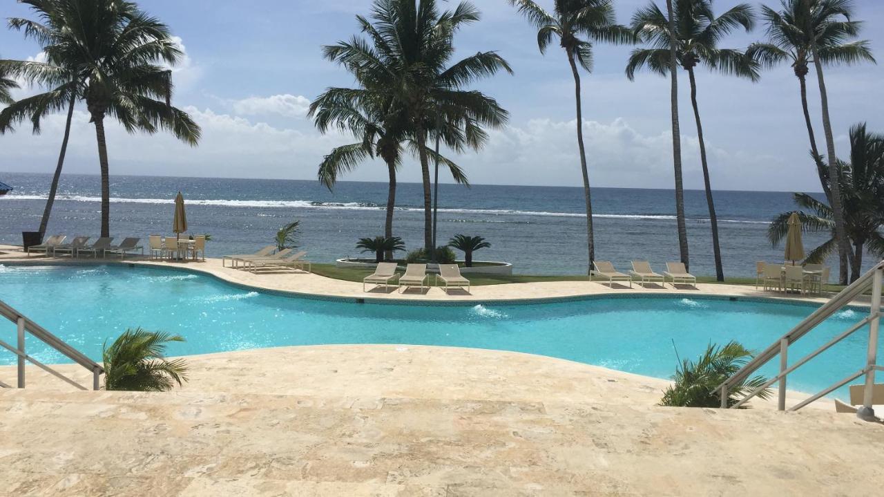 Beachfront, Juandolio Apartment *