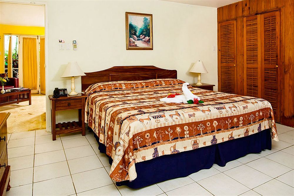 Rondel Village 3* Negril