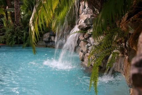 Hotel Kariwak Village Holistic Haven
