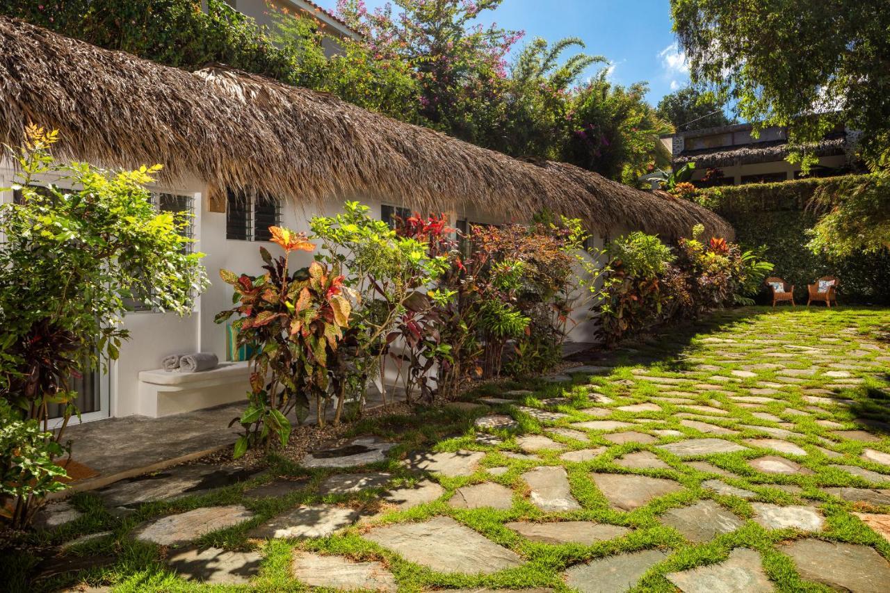 El Encuentro Surf Hotel
