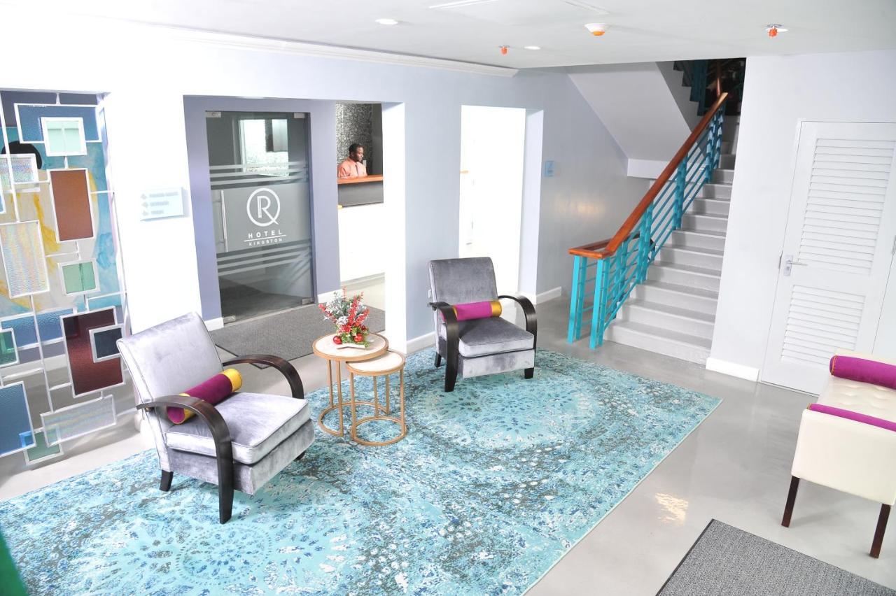 R Hotel 4*