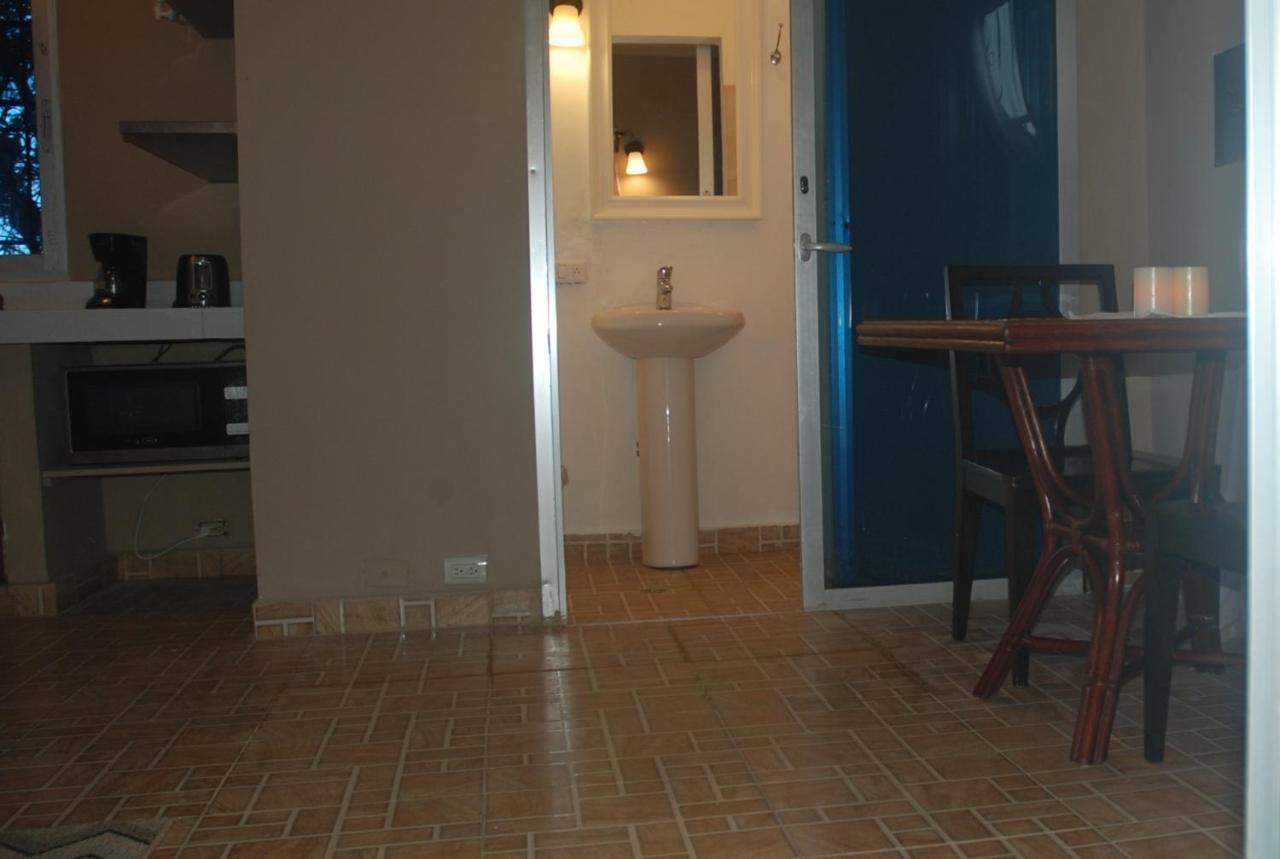 E&j Boutique Residences 3*