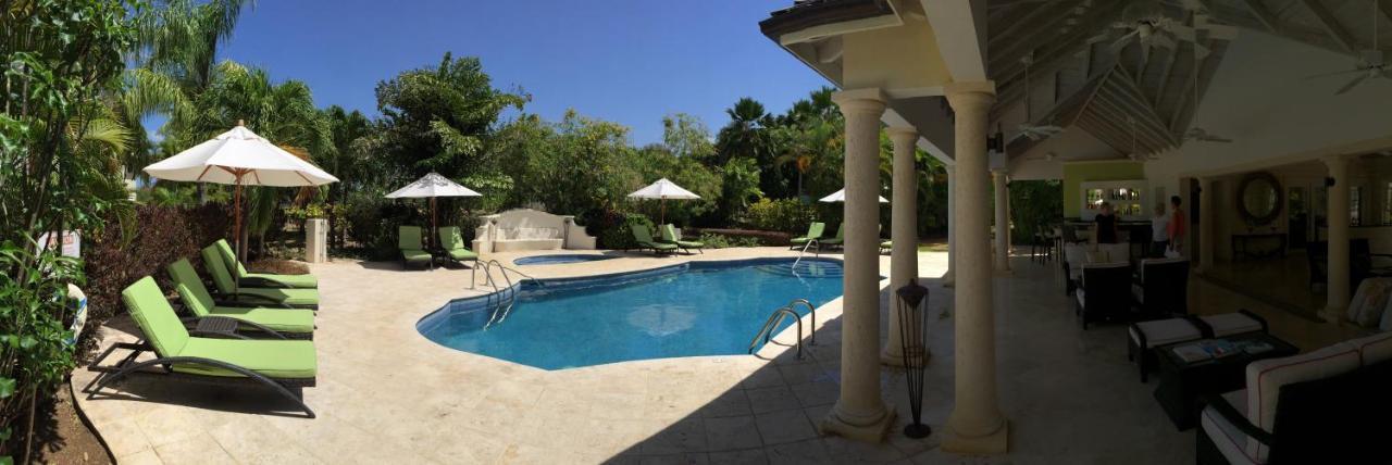 Villa Battaleys Mews *
