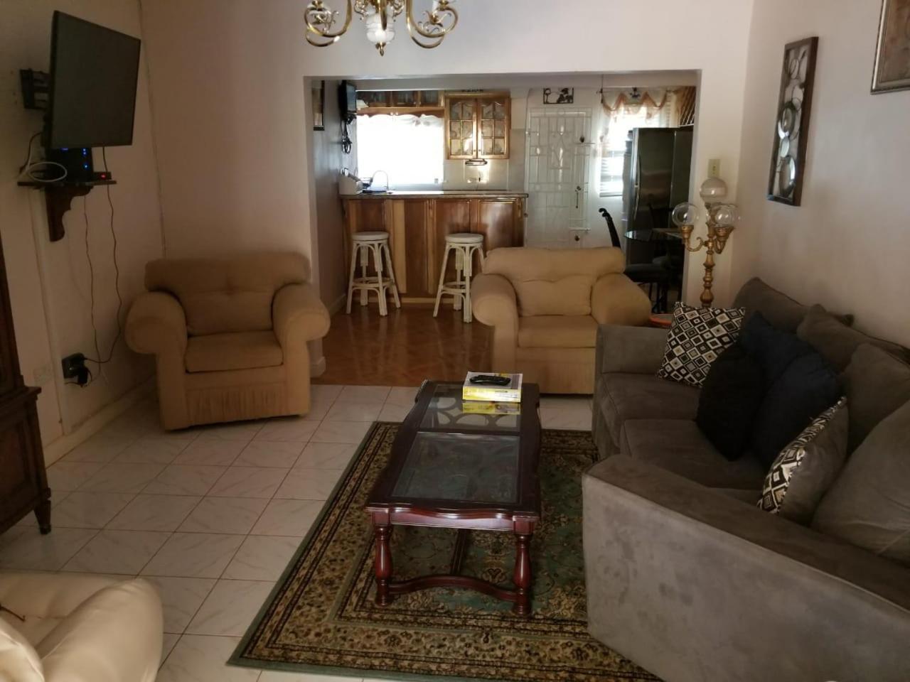 Cliffe Ranch Mandeville