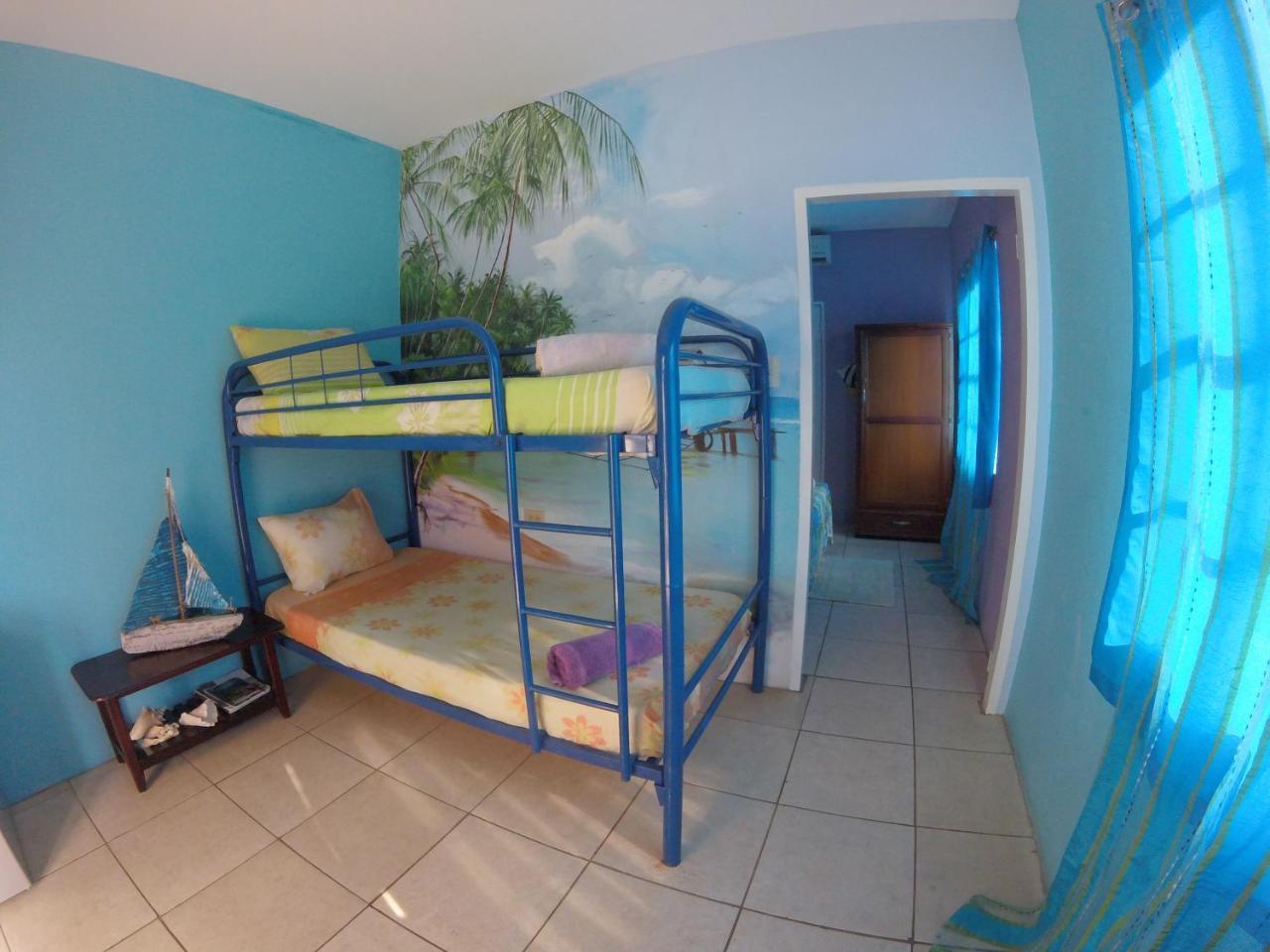 Fish Tobago Hostel *