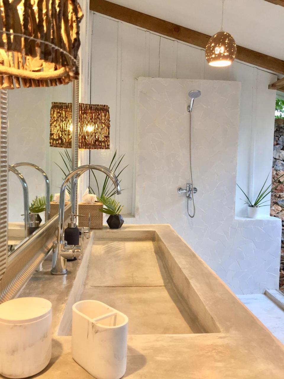 Javo Beach : The Nest