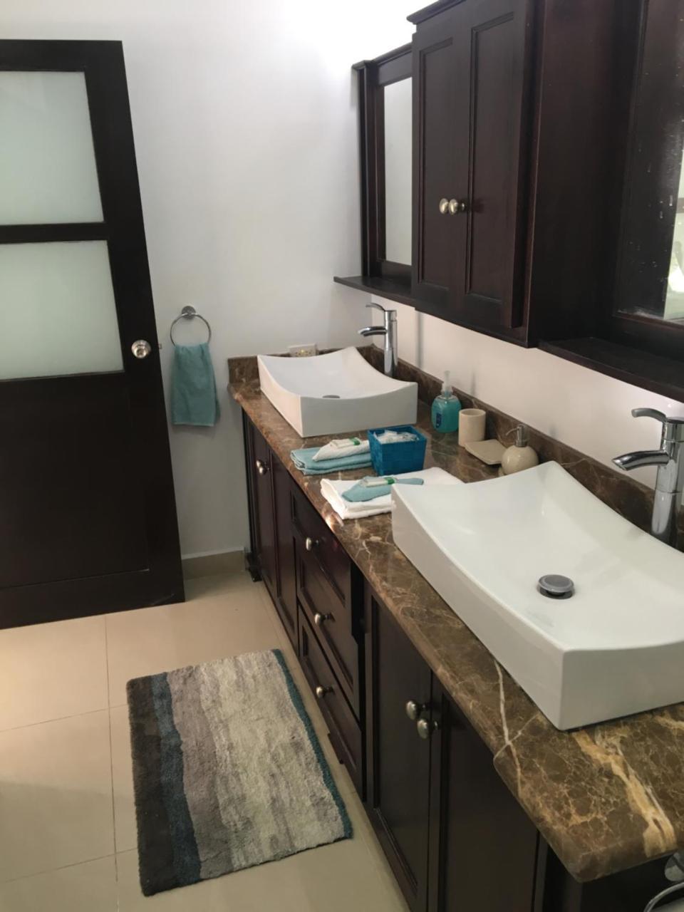 Aparthotel Whispering Seas - 2 Bedroom Luxury Ocean Front St. Mary