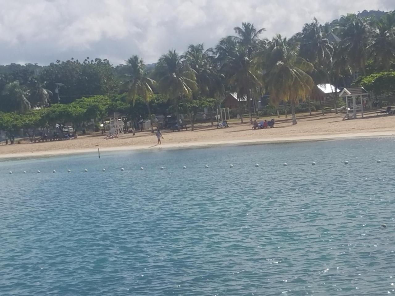 Rosi Ocean Hotel Ocho Rios