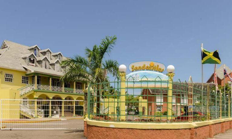 Rosi Ocean Hotel Ocho Rios