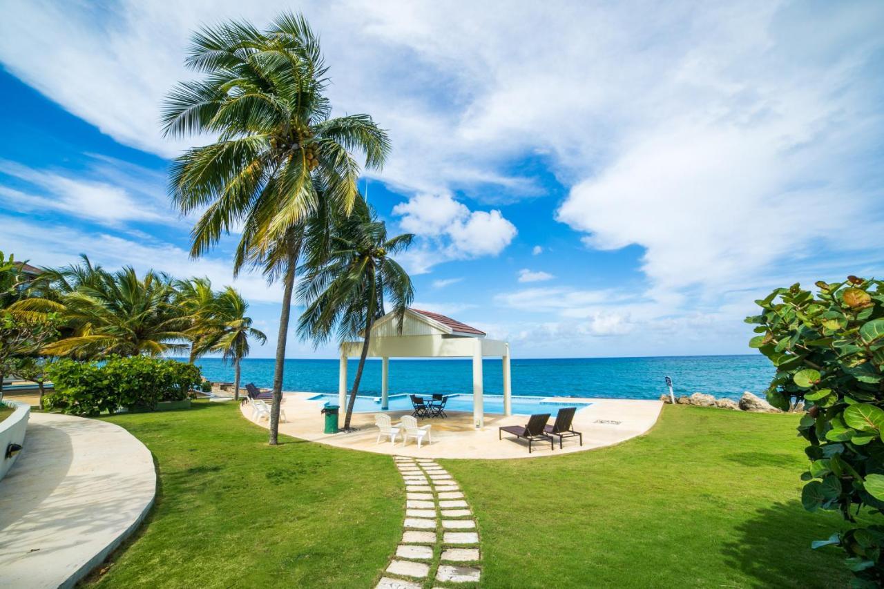 Whispering Seas - 2 Bedroom Luxury Ocean Front St. Mary