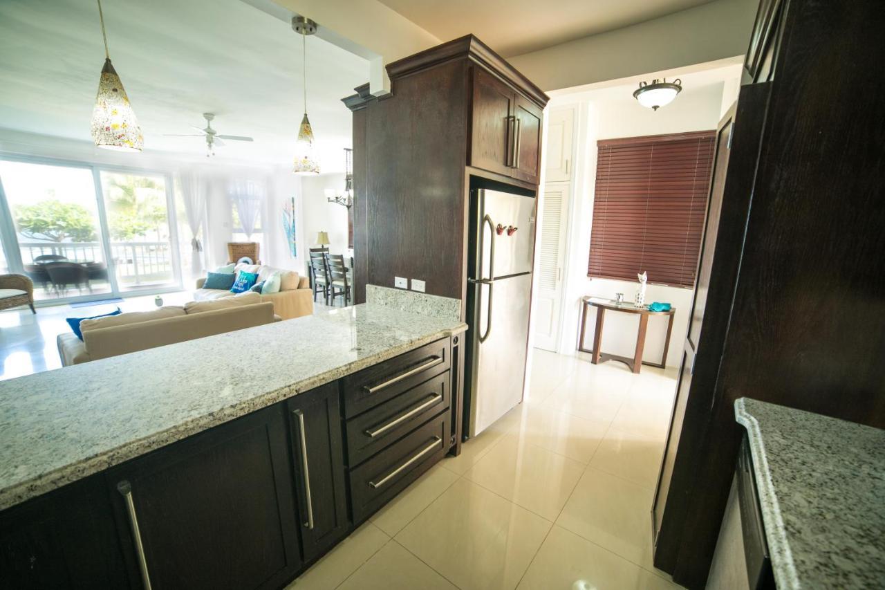 Whispering Seas - 2 Bedroom Luxury Ocean Front * St. Mary