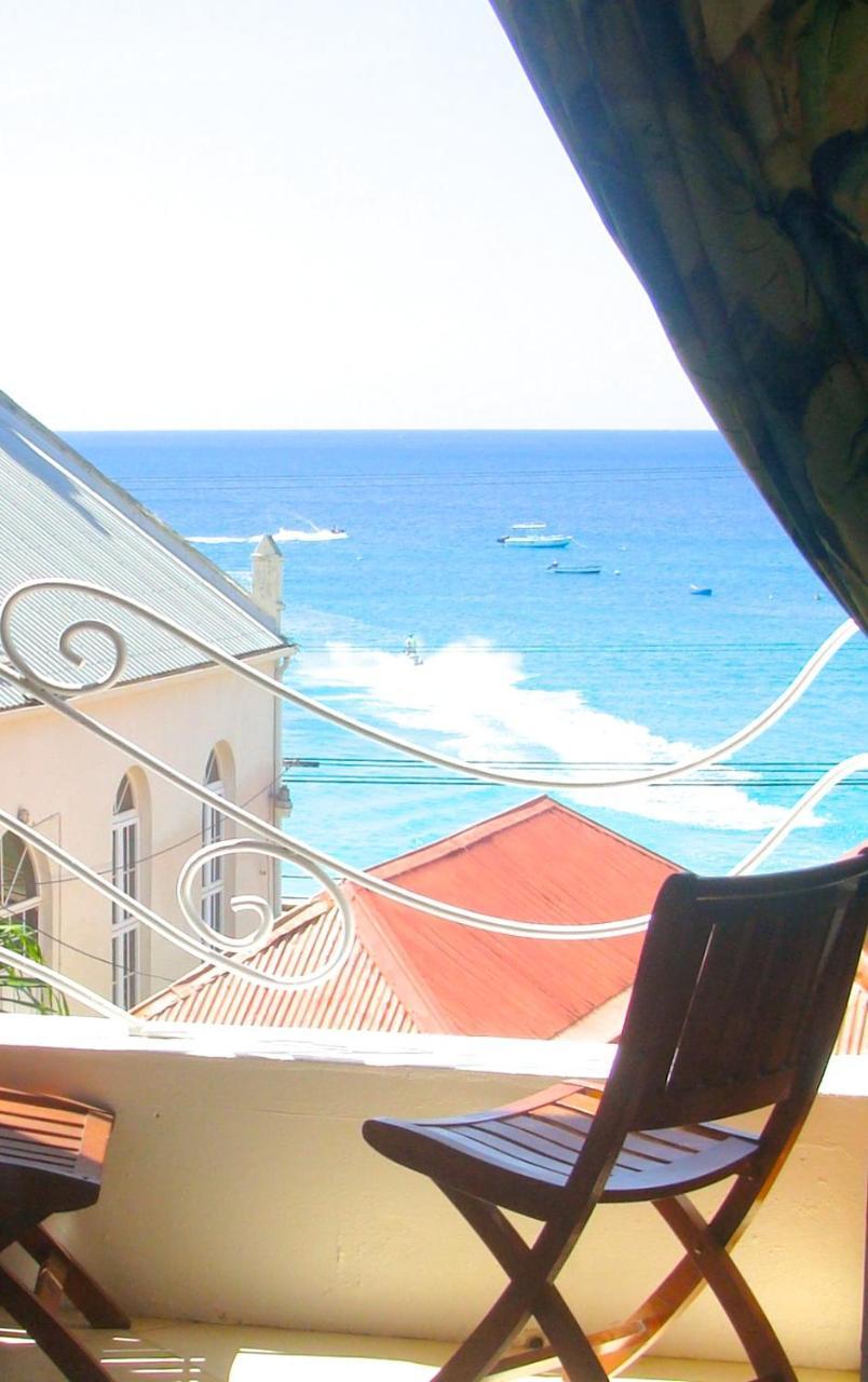 Coral Lane Hotel
