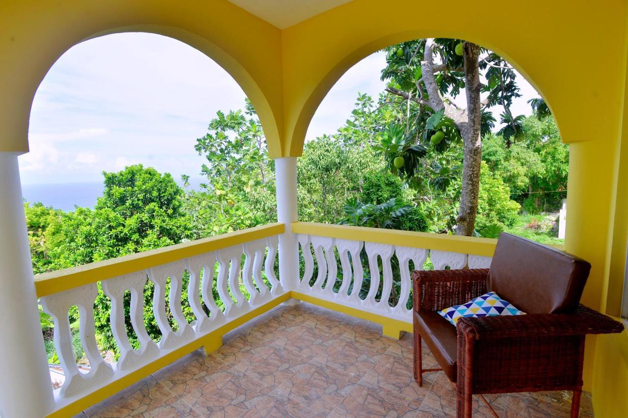 Takuma Boutque & Villa Montego Bay