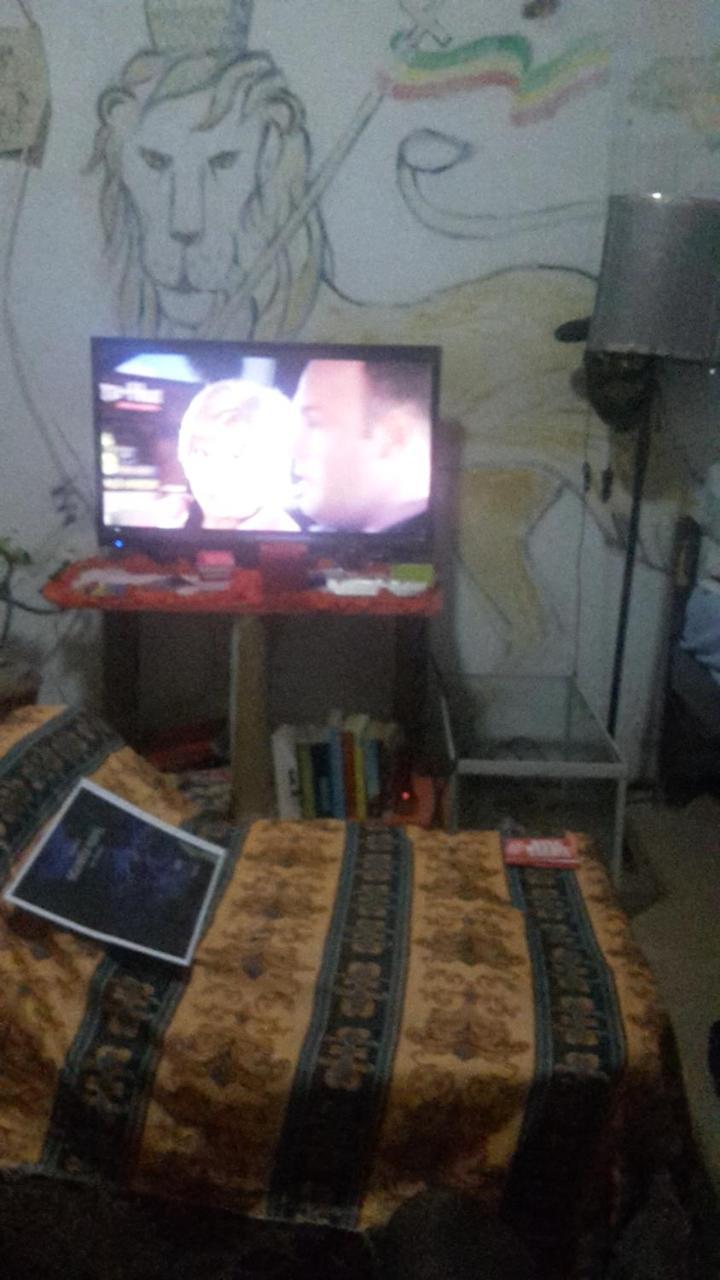 - Guest house