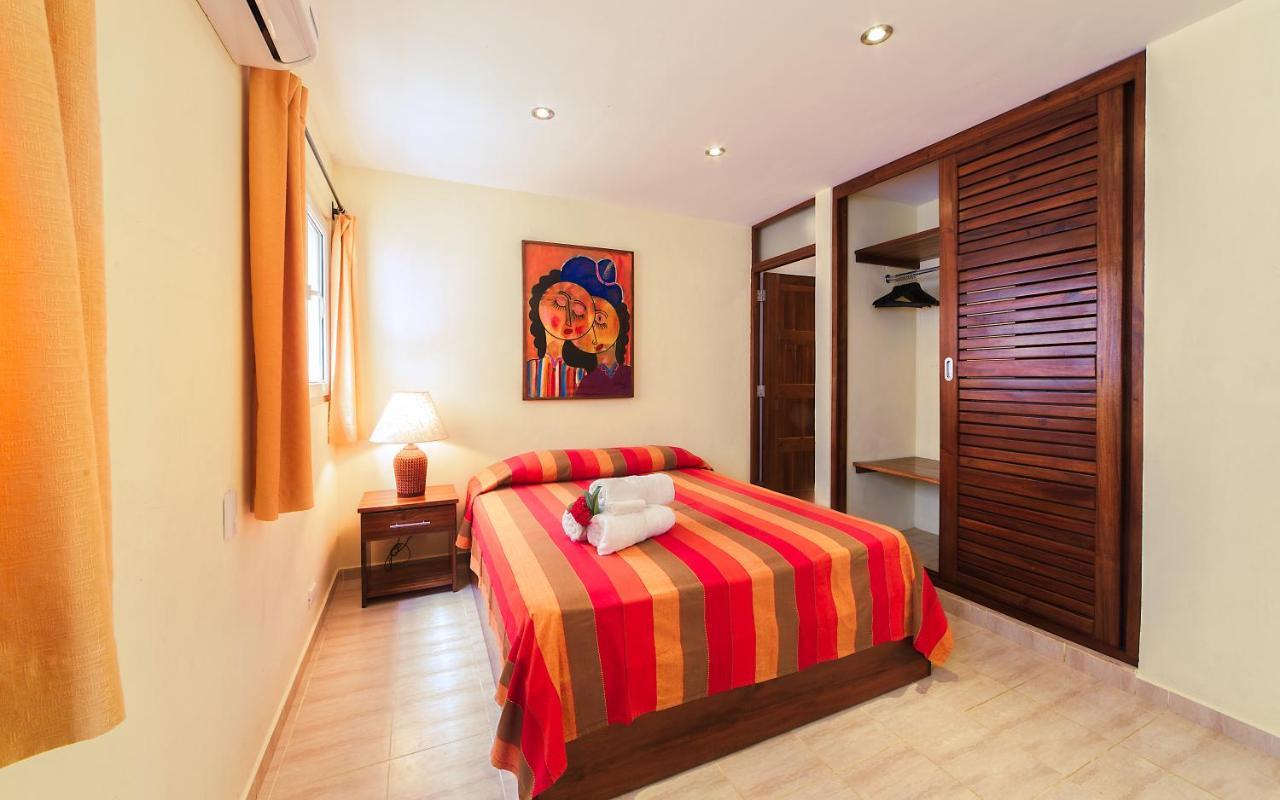 Palmeras Hotel *